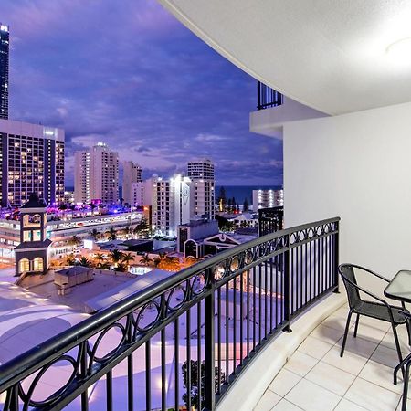 Chevron Renaissance Surfers Paradise Mid Week Madness Deal - Q Stay โกลด์โคสต์ ภายนอก รูปภาพ