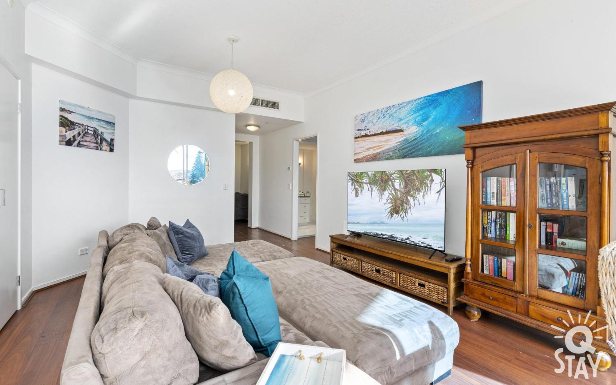 Chevron Renaissance Surfers Paradise Mid Week Madness Deal - Q Stay โกลด์โคสต์ ภายนอก รูปภาพ