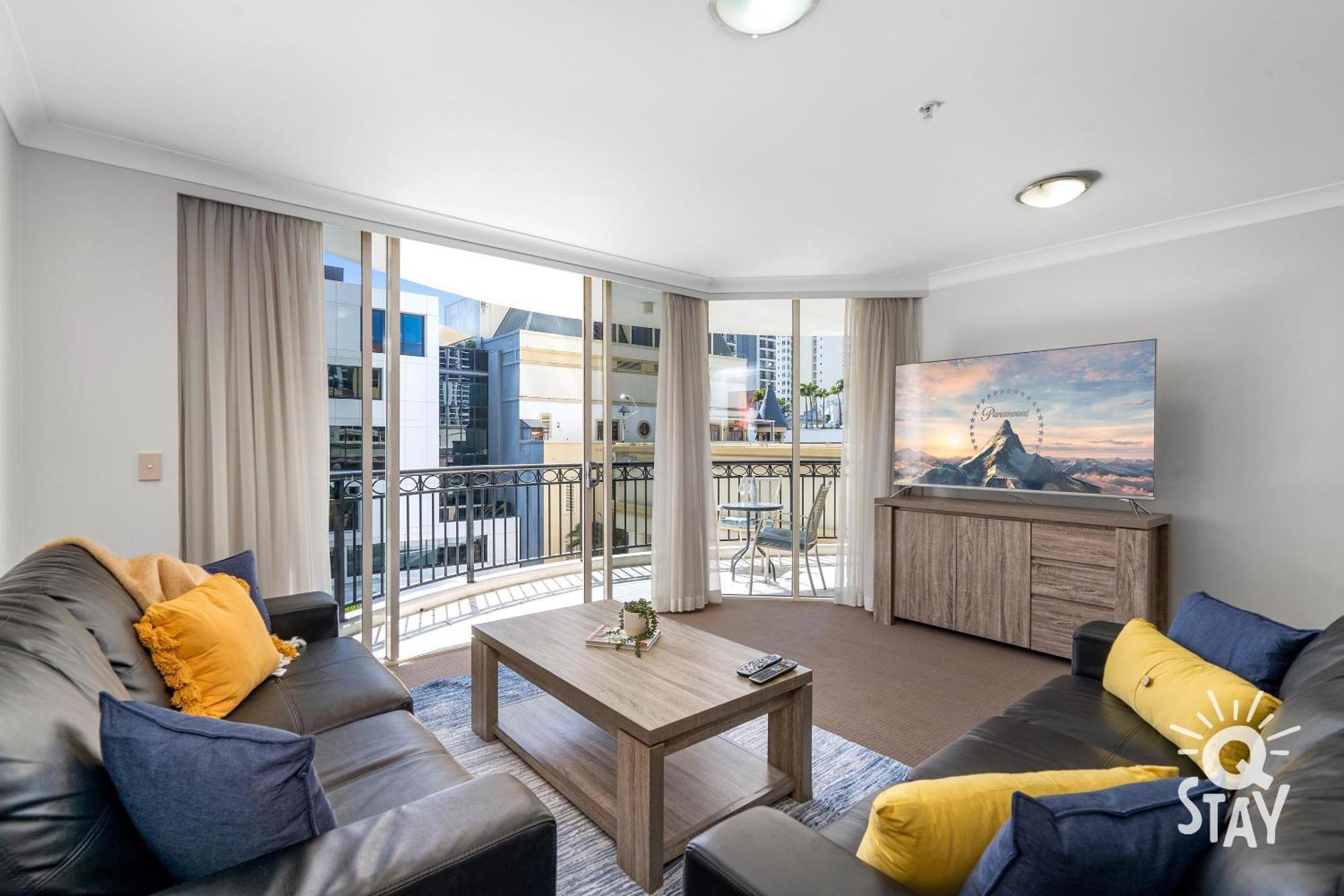 Chevron Renaissance Surfers Paradise Mid Week Madness Deal - Q Stay โกลด์โคสต์ ภายนอก รูปภาพ