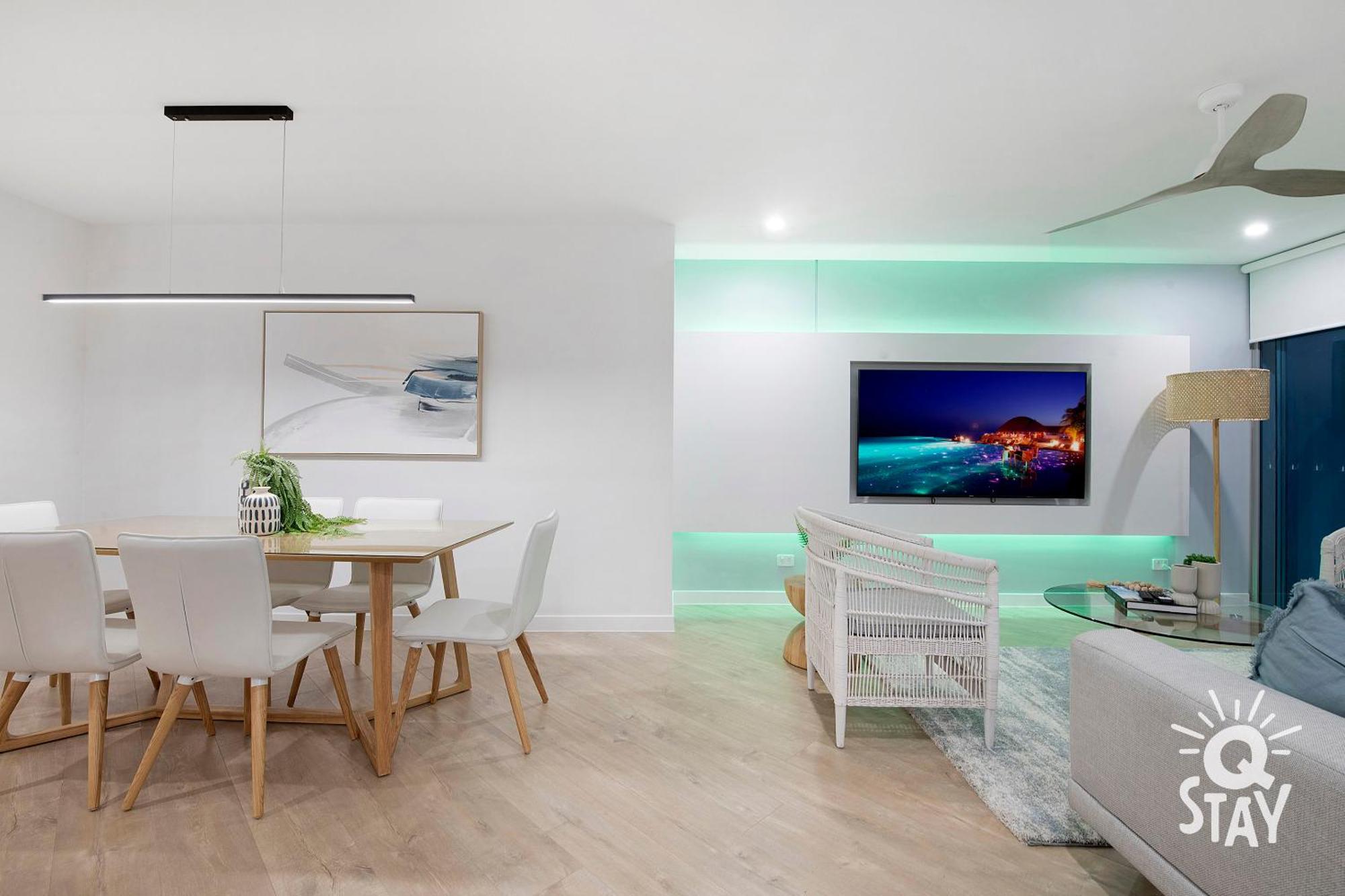 Chevron Renaissance Surfers Paradise Mid Week Madness Deal - Q Stay โกลด์โคสต์ ภายนอก รูปภาพ