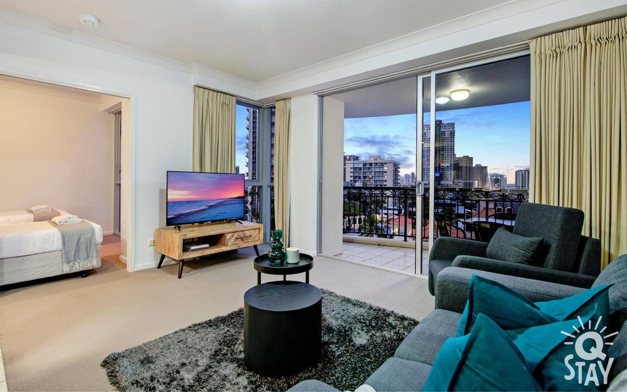 Chevron Renaissance Surfers Paradise Mid Week Madness Deal - Q Stay โกลด์โคสต์ ภายนอก รูปภาพ