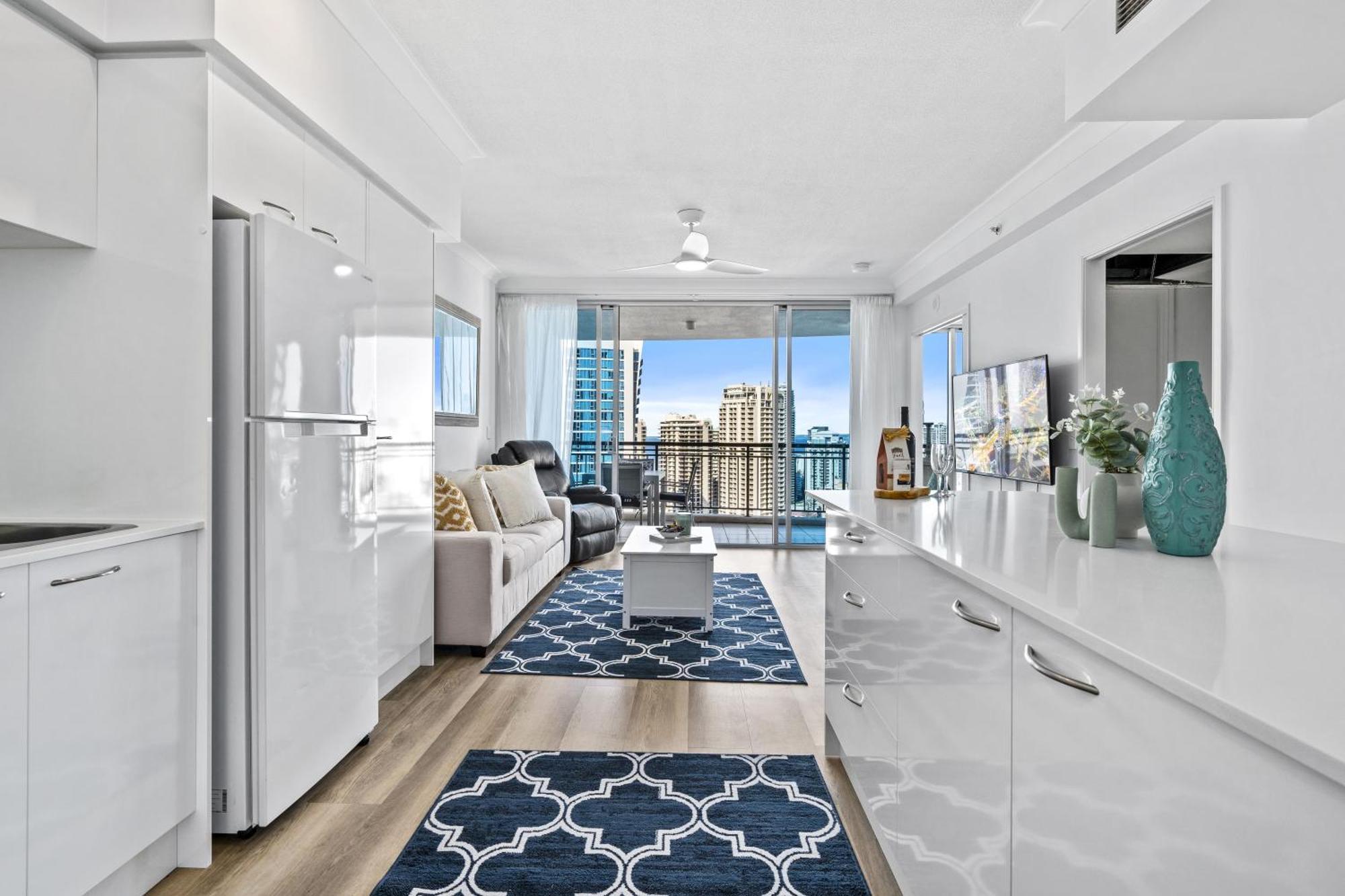 Chevron Renaissance Surfers Paradise Mid Week Madness Deal - Q Stay โกลด์โคสต์ ภายนอก รูปภาพ
